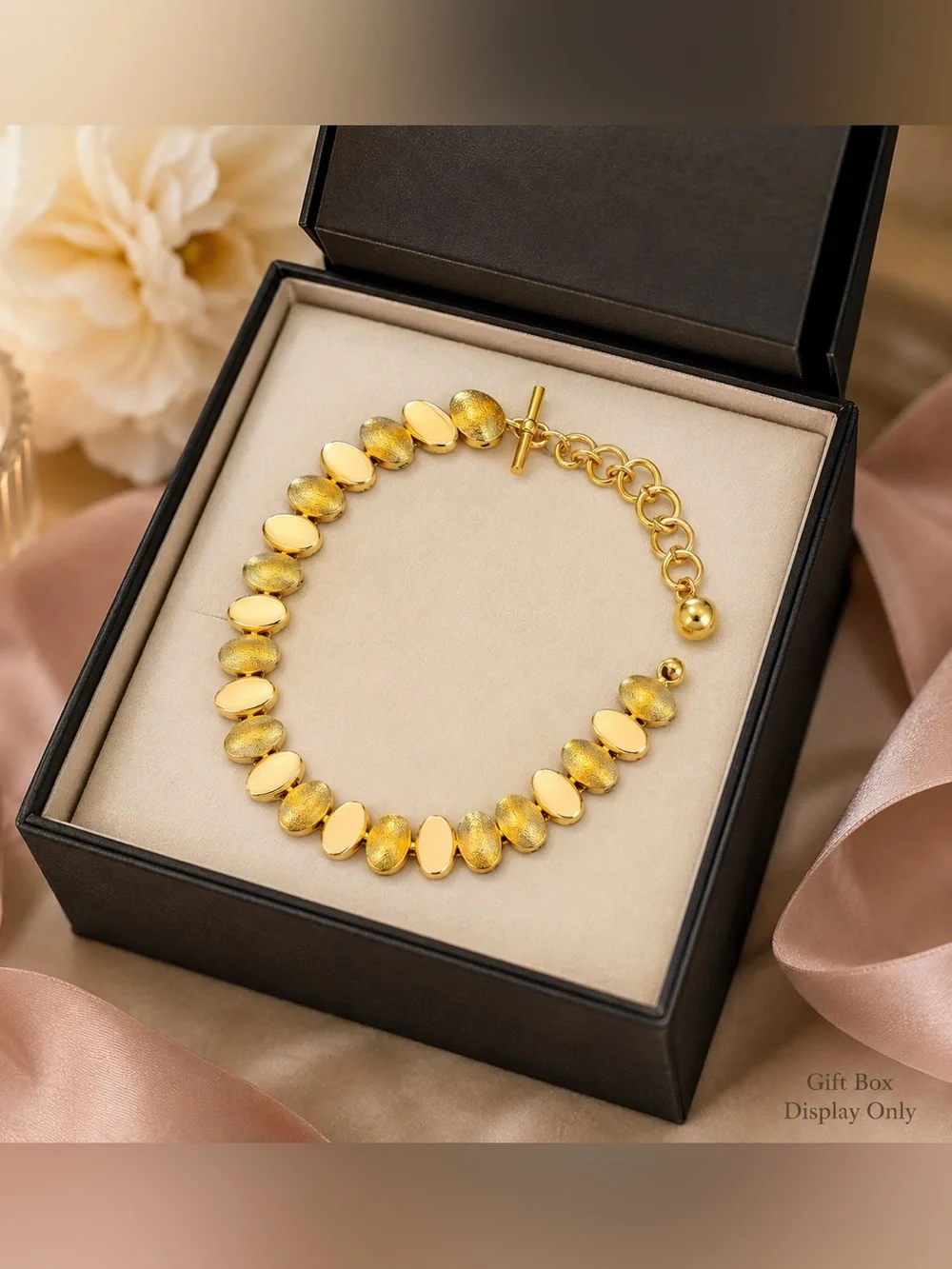 OAK Gold Two-Tone Disc Necklace
